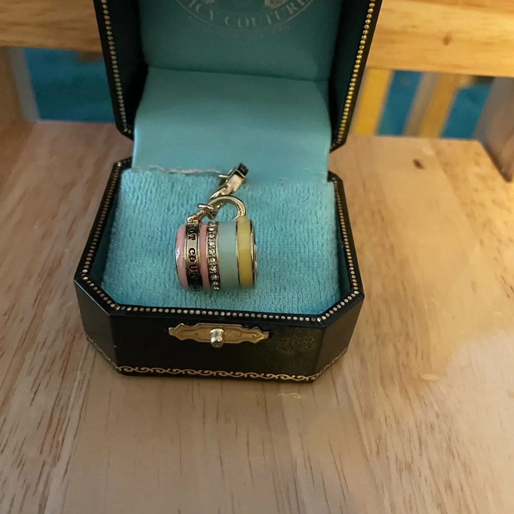 Juicy Couture  Hot Chocolate Charm  Authentic 100% - Picture 2 of 8